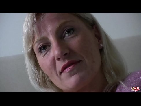 ❤️ De moeder die we allemaal neukten... Dame, gedraag je! Anal porno at us ️❤