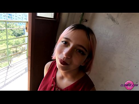❤️ Sensuele studente pijpt een vreemdeling in de outback - Cum On His Face Anal porno at us ️❤